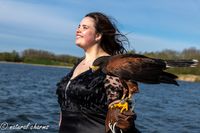 naturalcharms-fotografie-modellenshoot met roofvogels-model Jessica Brugman-1